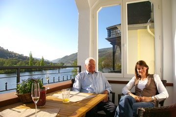 Ferienwohnungen mit Moselblick