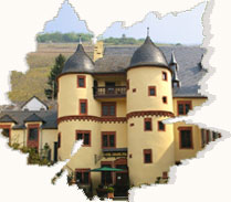 Urlaub im Moselort Zell Mosel - Moselgebiet   Mittelmosel    Kreis Cochem Zell