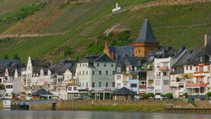 Urlaub im Moselort Zell Mosel - Moselgebiet   Mittelmosel    Kreis Cochem Zell